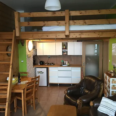 Apartament Apartman 104 *